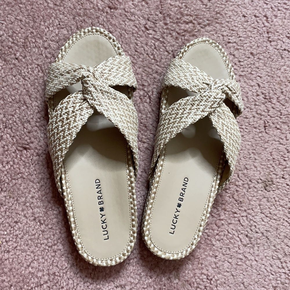 NEW! Tan Fynna Slide Sandals